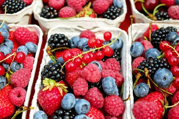 LISTE DES 10 FRUITS LES MOINS CALORIQUES
